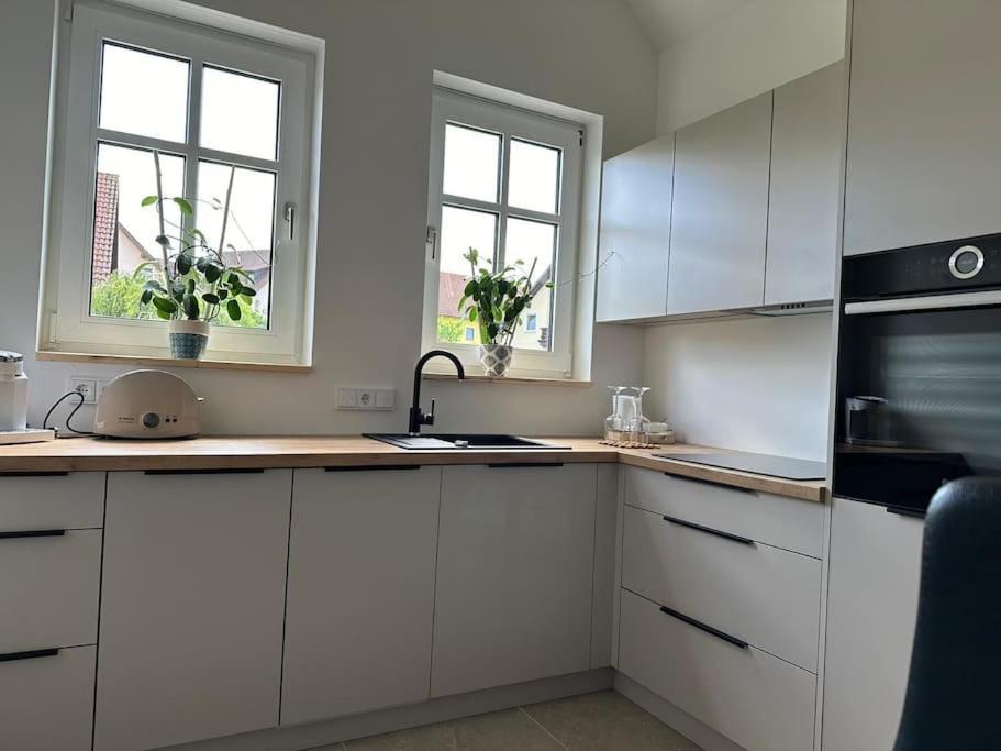 Neuwertige Gemuetliche Wohnung リーデン エクステリア 写真