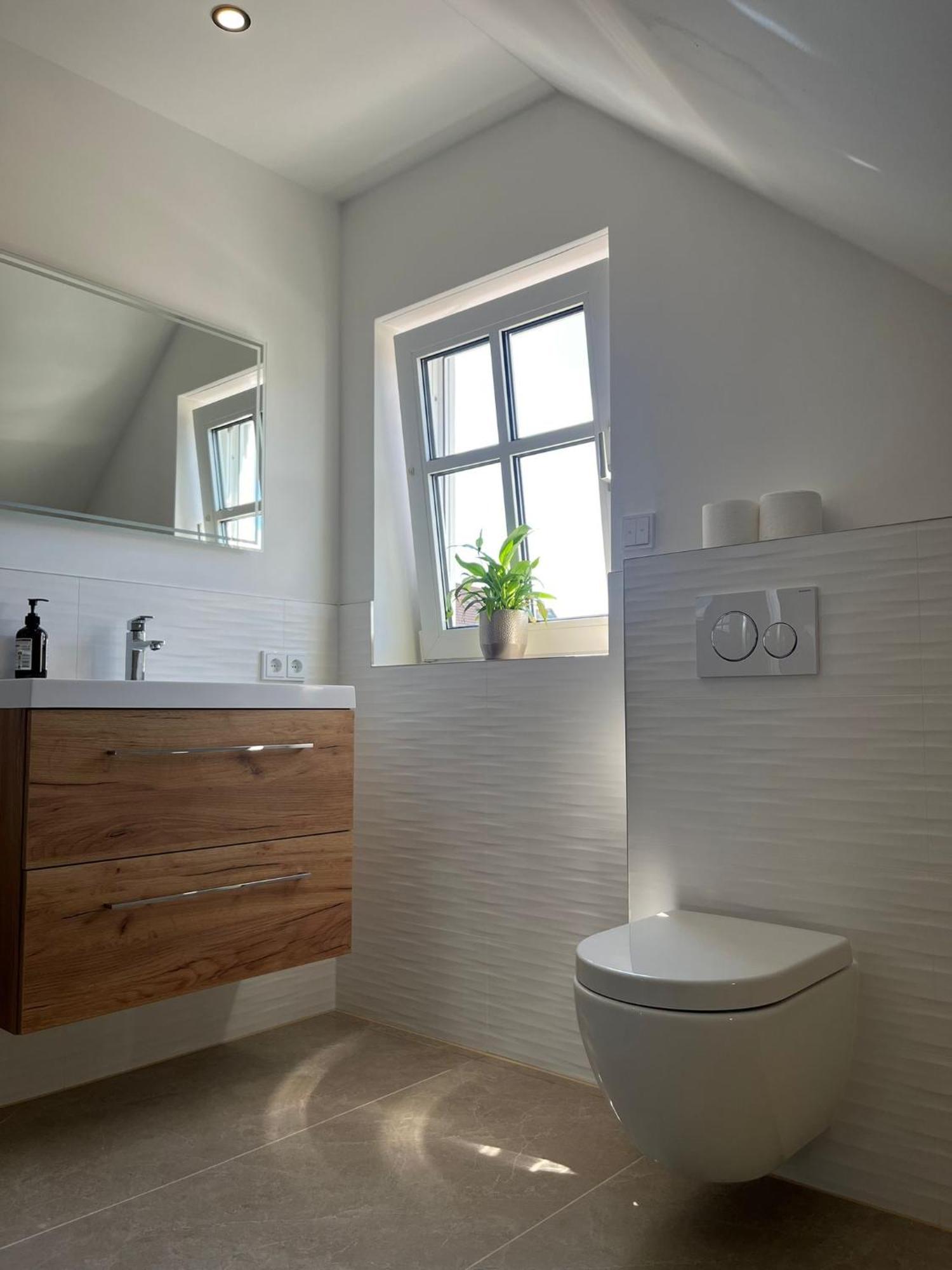 Neuwertige Gemuetliche Wohnung リーデン エクステリア 写真